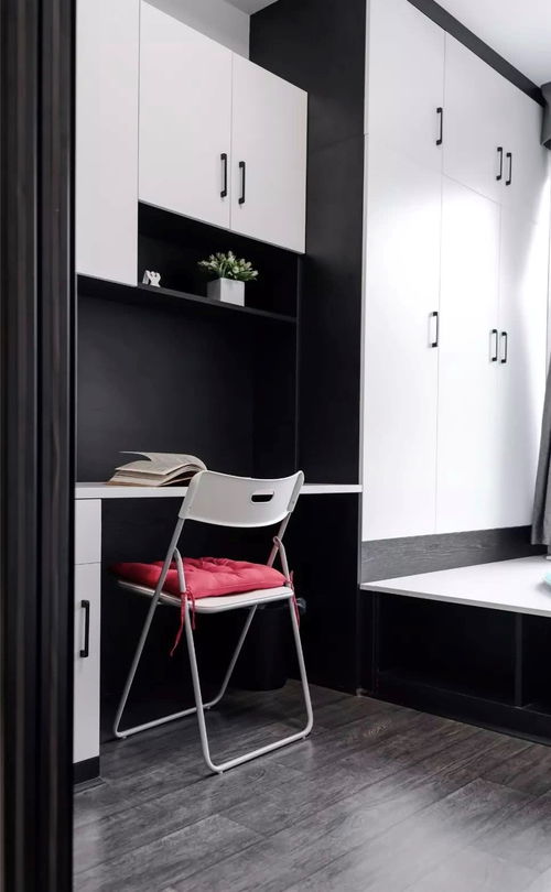 158㎡現代簡約三居裝修案例 書桌定制點亮實用美學空間